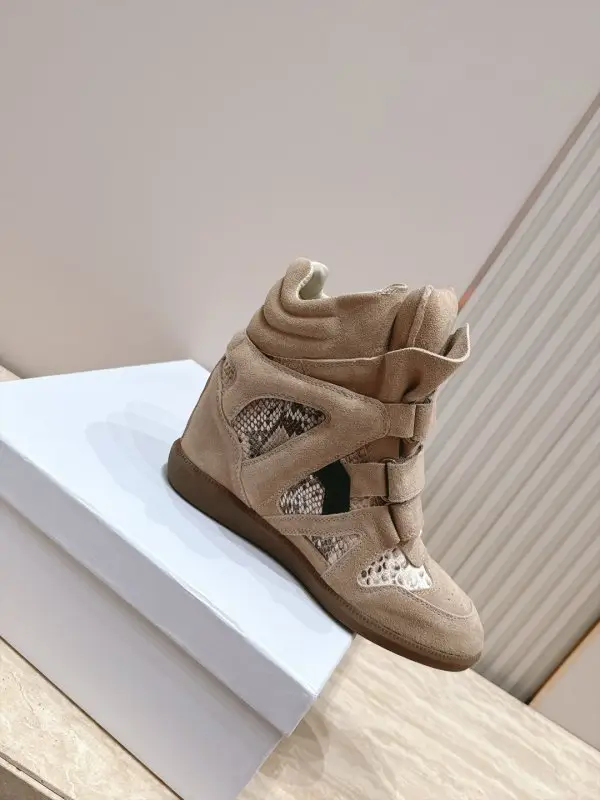 Isabel Marant Sneakers on Wedge — Photo 4