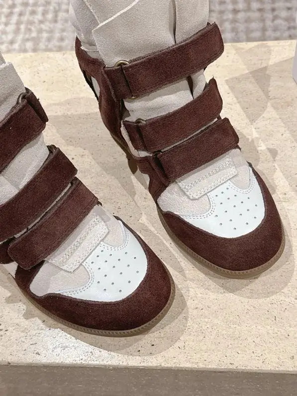 Isabel Marant Стильні кросівки на танкетці — Фото 3