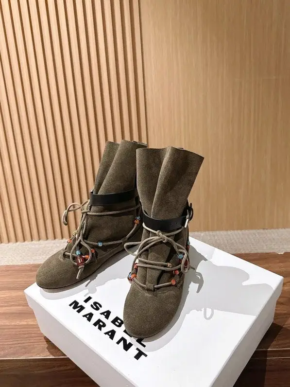 Isabel Marant — Замшевые ботильоны с бисером