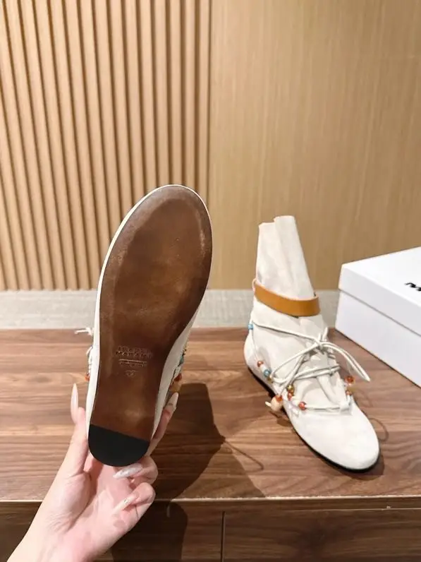 Isabel Marant Suede Ankle boots from beads — Photo 4