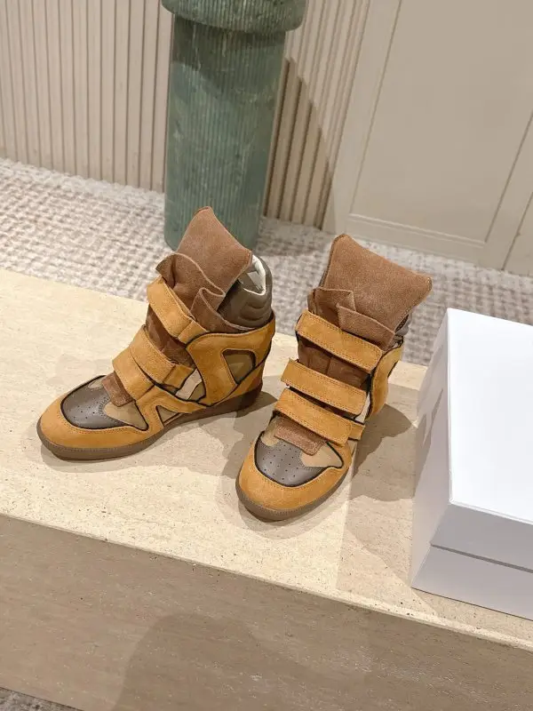 Isabel Marant Жіночі кросівки на танкетці — Фото 3