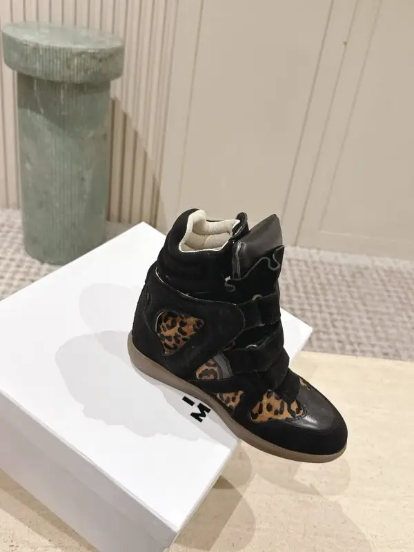 Isabel Marant Жіночі кросівки на танкетці — Фото 4