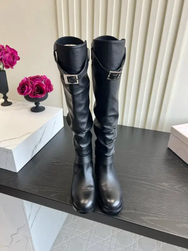 Jimmy Choo — Шкіряні високі чоботи з плиссировкой і вільним халявою
