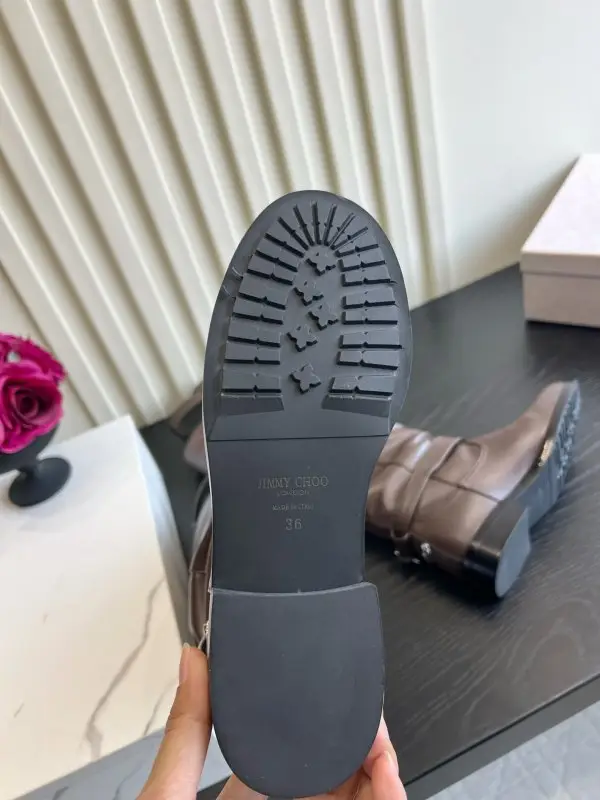Jimmy Choo Кожаные высокие сапоги с плиссировкой и свободным голенищем — Фото 5