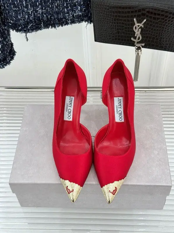Jimmy Choo Silk shoes on high heel from a metal the toe and lateral notches — Photo 5