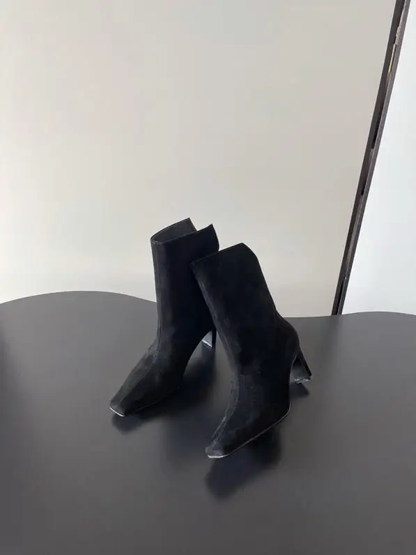 Khaite Ankle boots leather on sustainable heel — Photo 4