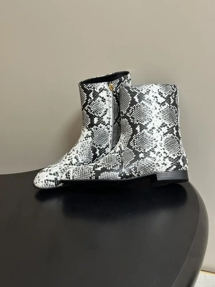 Khaite Boots women's of snakeskin skin — Photo 2