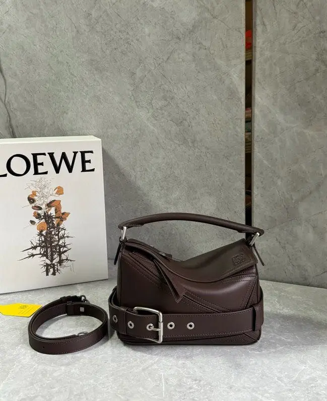 Loewe — Сумка Puzzle 24 см
