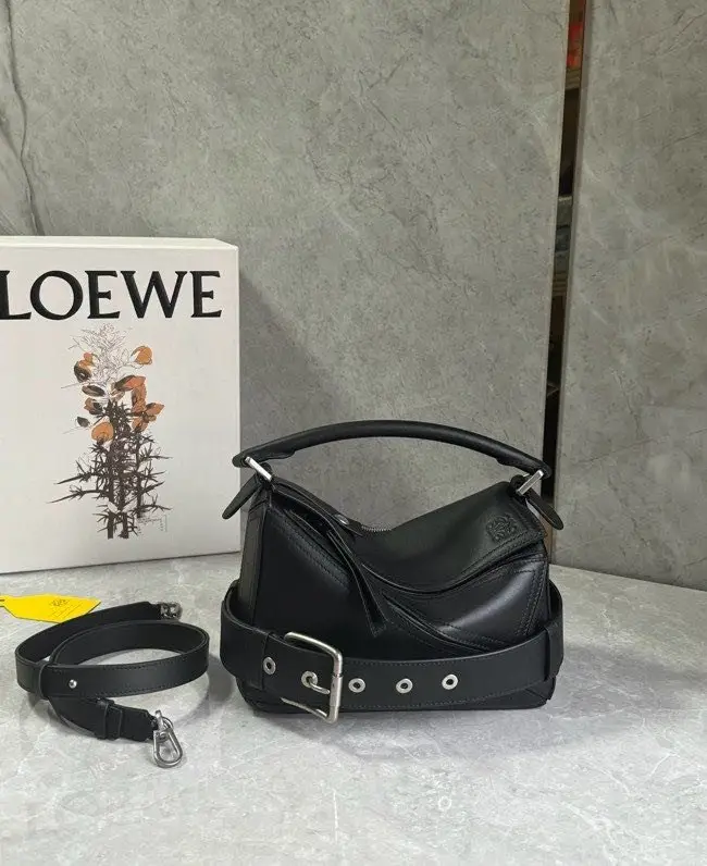 Loewe — Сумка Puzzle 24 см