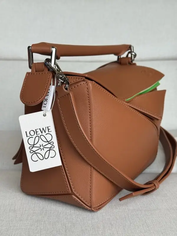Loewe Сумка Puzzle 24 см — Фото 4