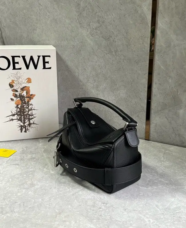 Loewe Сумка Puzzle 24 см — Фото 5