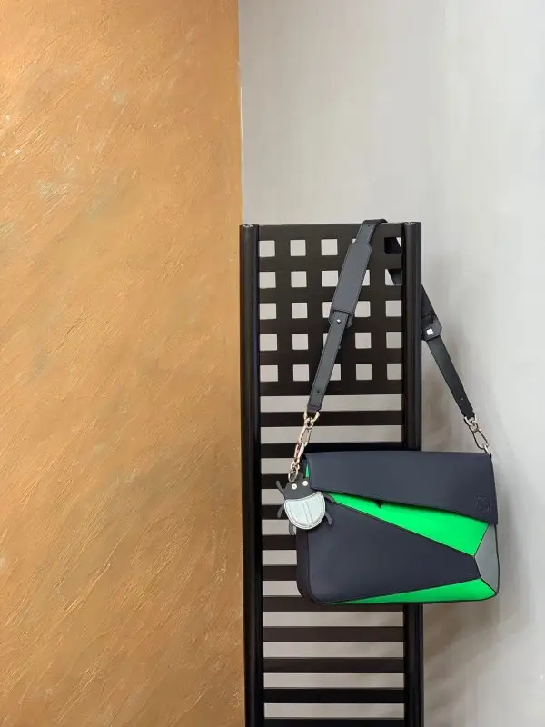Loewe Сумка Puzzle 37 см — Фото 2