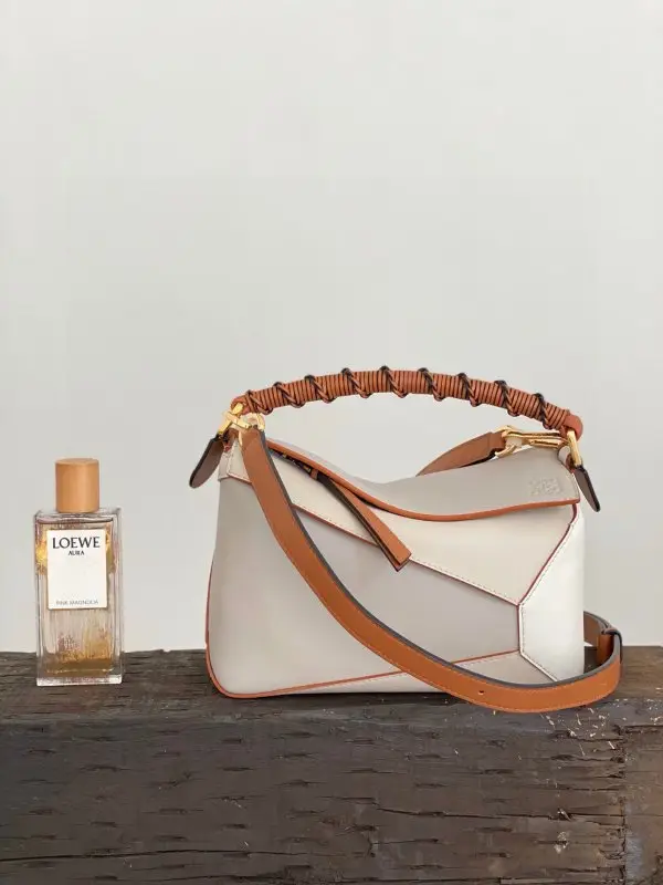Loewe A bag Puzzle leather 24 cm — Photo 1