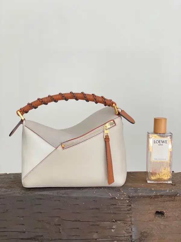 Loewe A bag Puzzle leather 24 cm — Photo 4