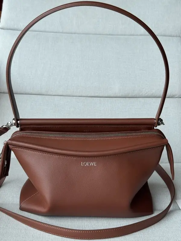 Loewe — Сумка Whisker 25 см з телячої шкіри