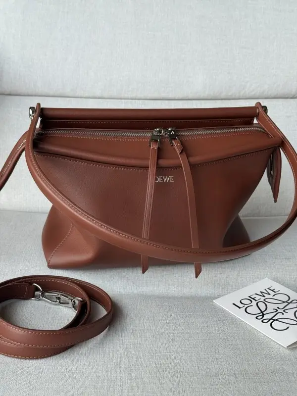 Loewe Сумка Whisker 25 см з телячої шкіри — Фото 3