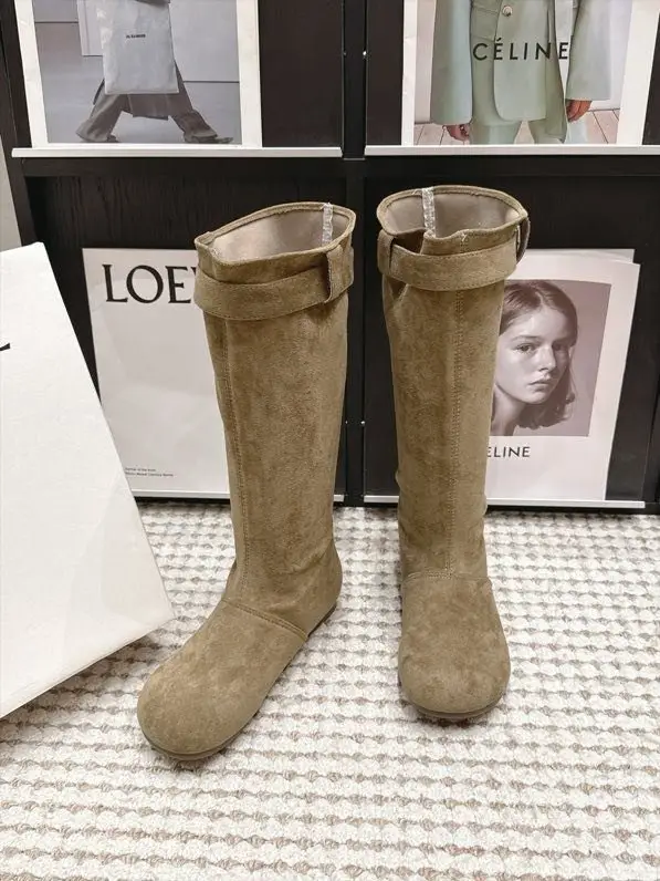 Loewe Високі чоботи з заокругленим носком і поясом — Фото 4