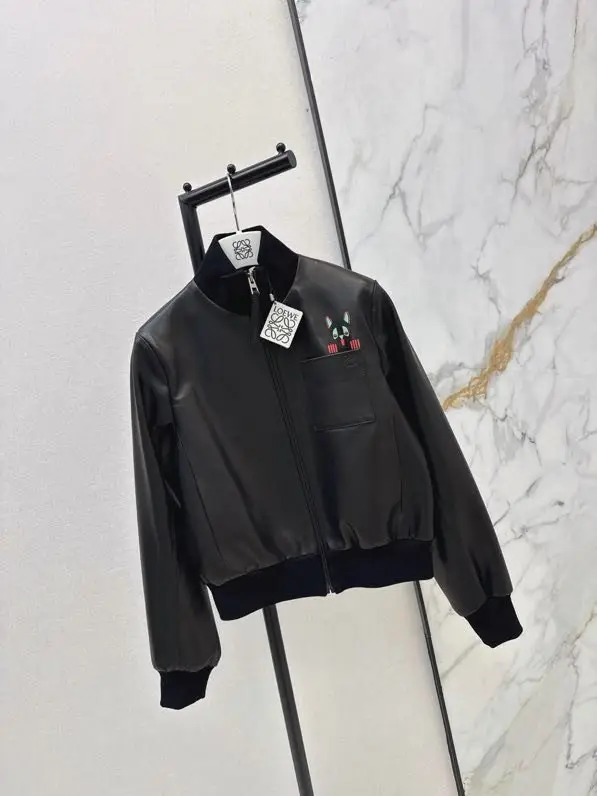 Loewe Куртка шкіряна жіноча — Фото 2