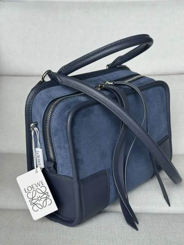 Loewe Leather a bag LOEWE Amazona 180 24 cm — Photo 2
