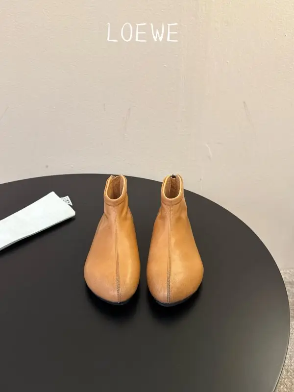 Loewe Шкіряні ботильйони з квадратним носком — Фото 2