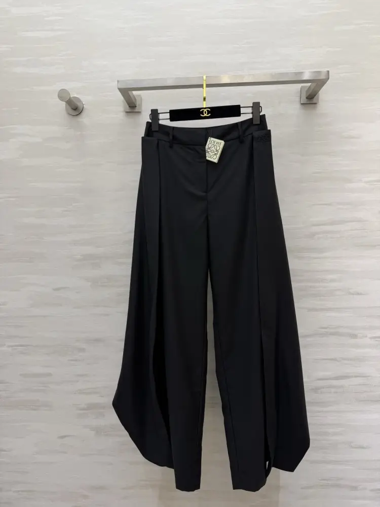 Loewe — Pants women's