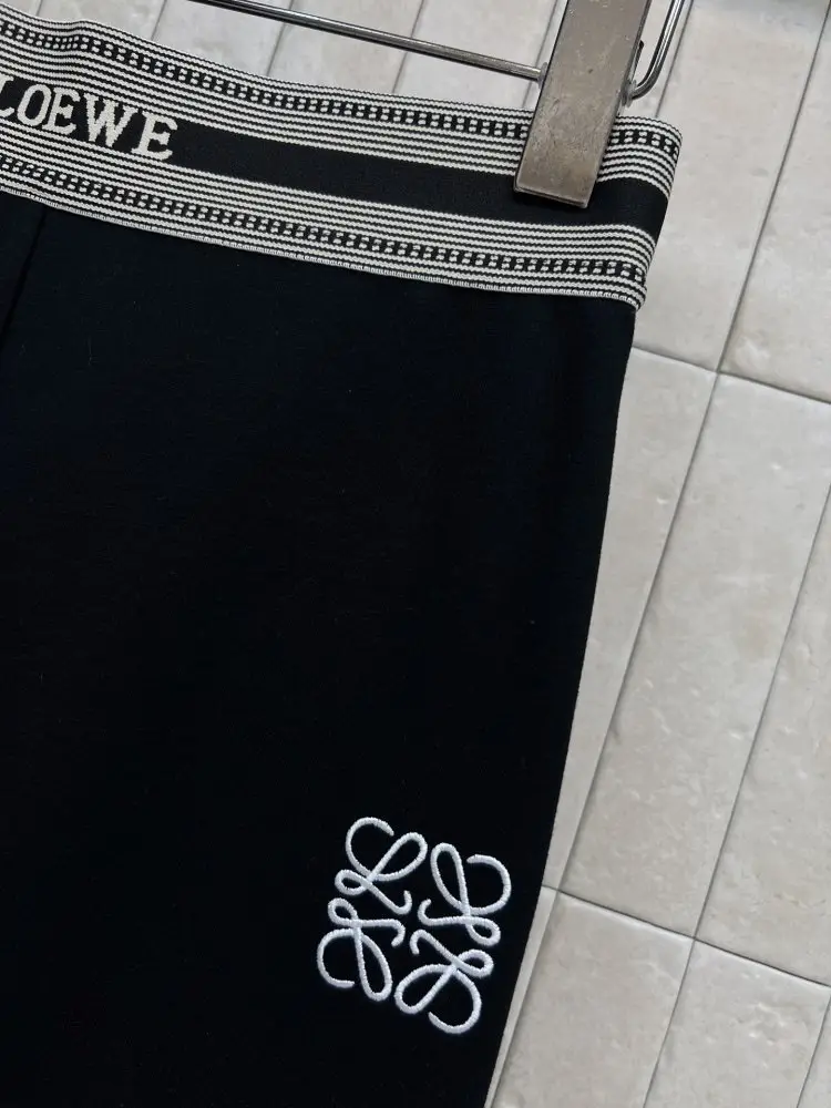 Loewe Pants women's — Photo 5