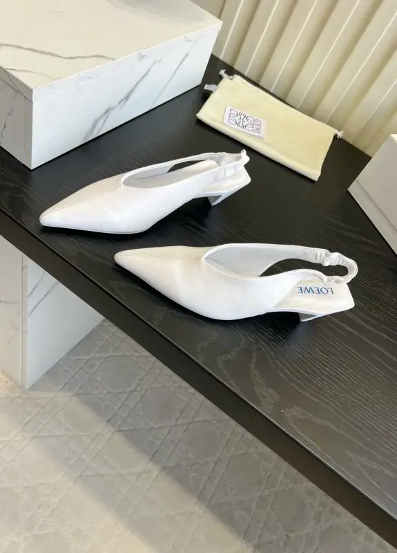 Loewe Туфли с открытой пяткой и острым носком — Фото 2