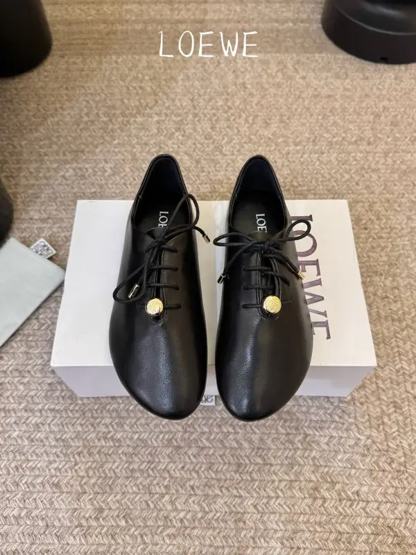 Loewe — Women's shoes Muller on lace