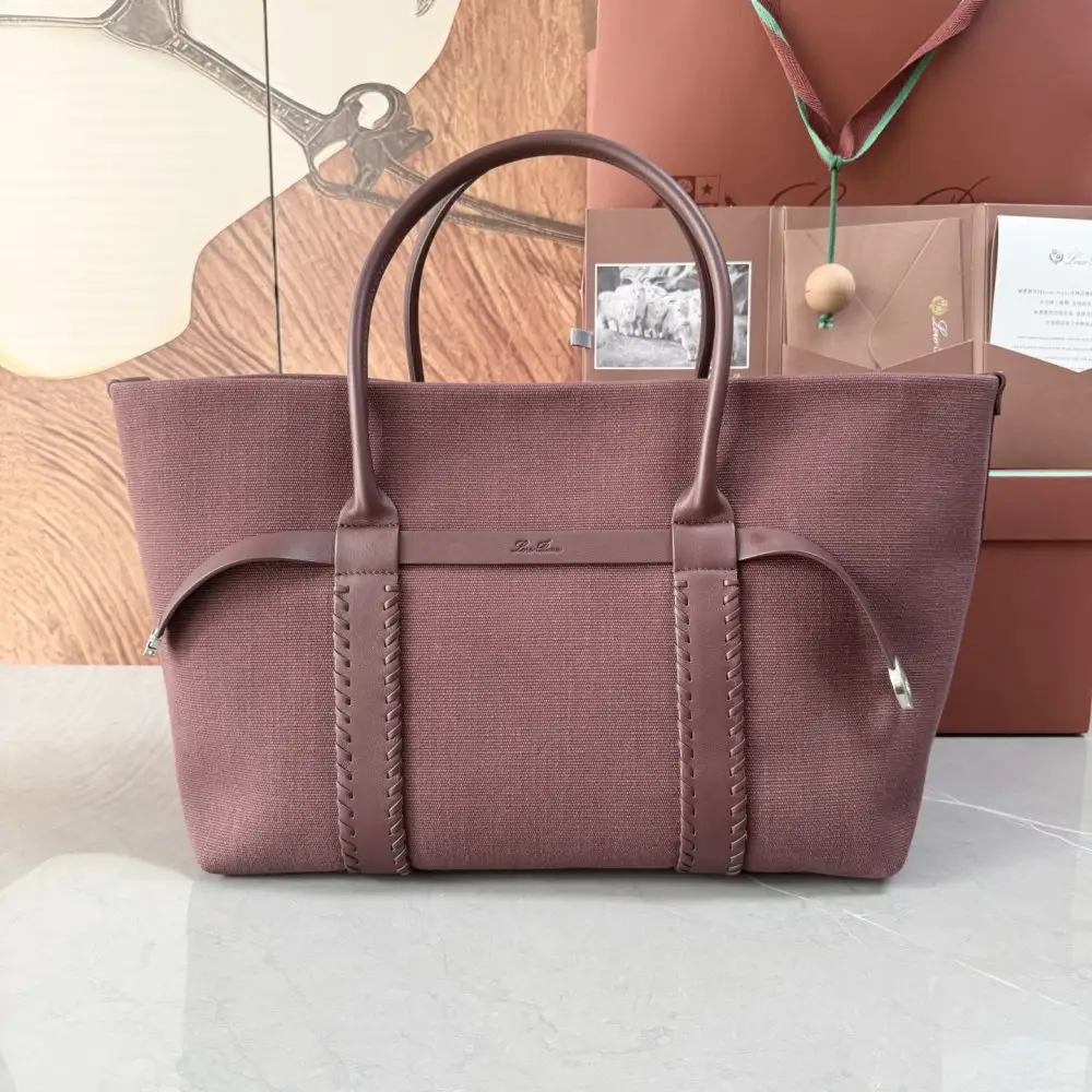Loro Piana — A bag шопер women's Ghiera Shopper 40 cm