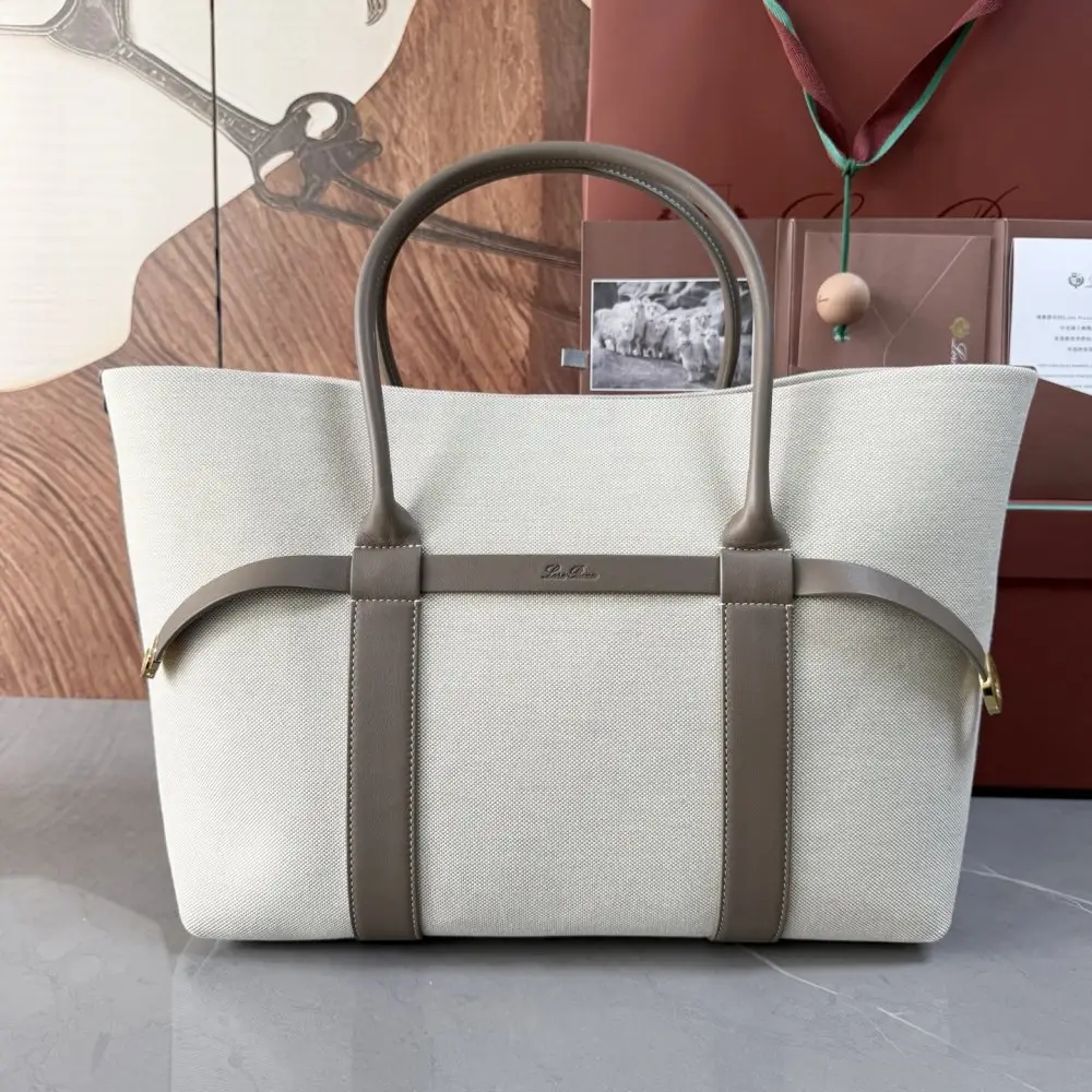 Loro Piana — Сумка шопер женская Ghiera Shopper 40 см