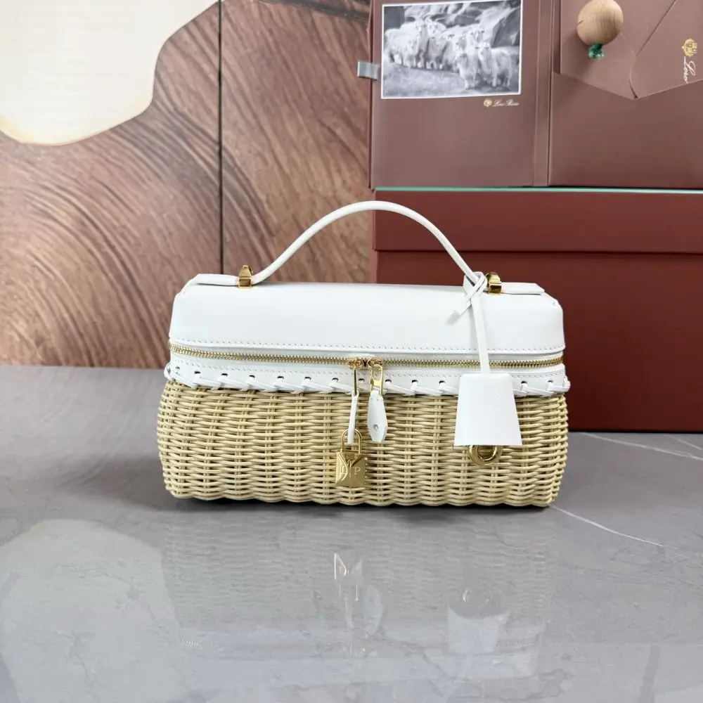 Loro Piana — A bag women's Extra Bag L23