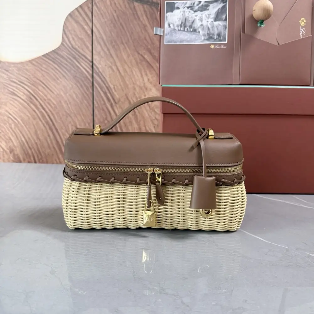 Loro Piana — A bag women's Extra Bag L23