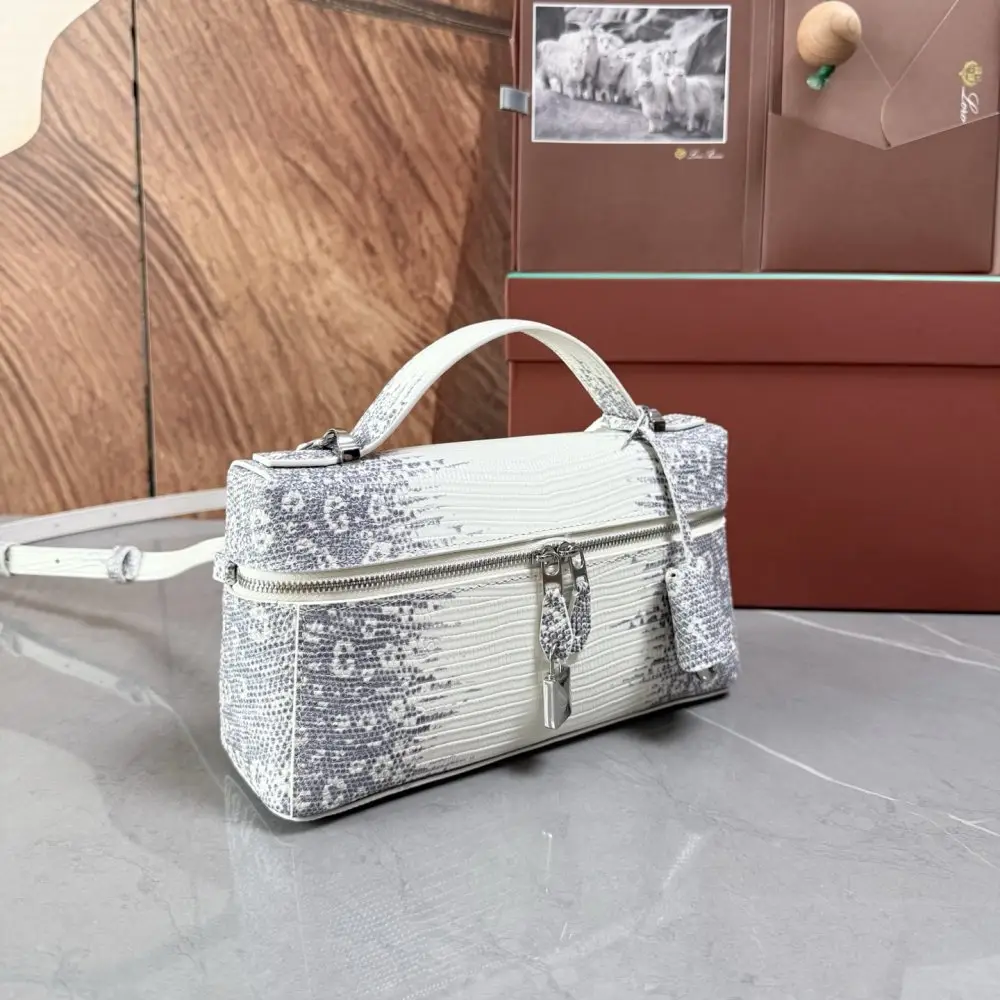 Loro Piana Сумка женская Extra Bag L23 — Фото 2