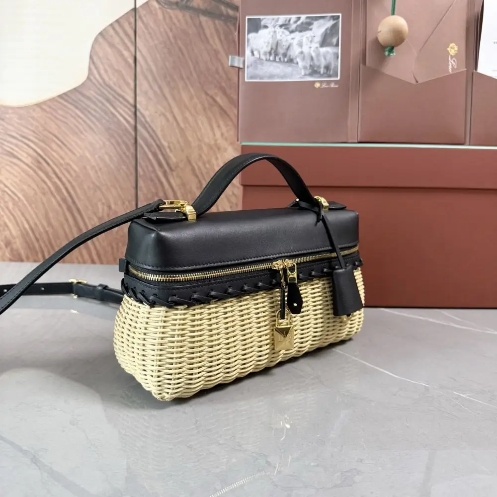 Loro Piana Сумка женская Extra Bag L23 — Фото 2
