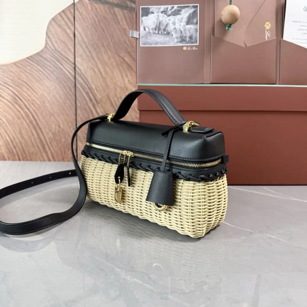 Loro Piana Сумка женская Extra Bag L23 — Фото 3