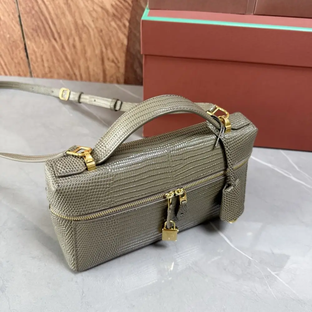 Loro Piana Сумка женская Extra Bag L23 — Фото 5
