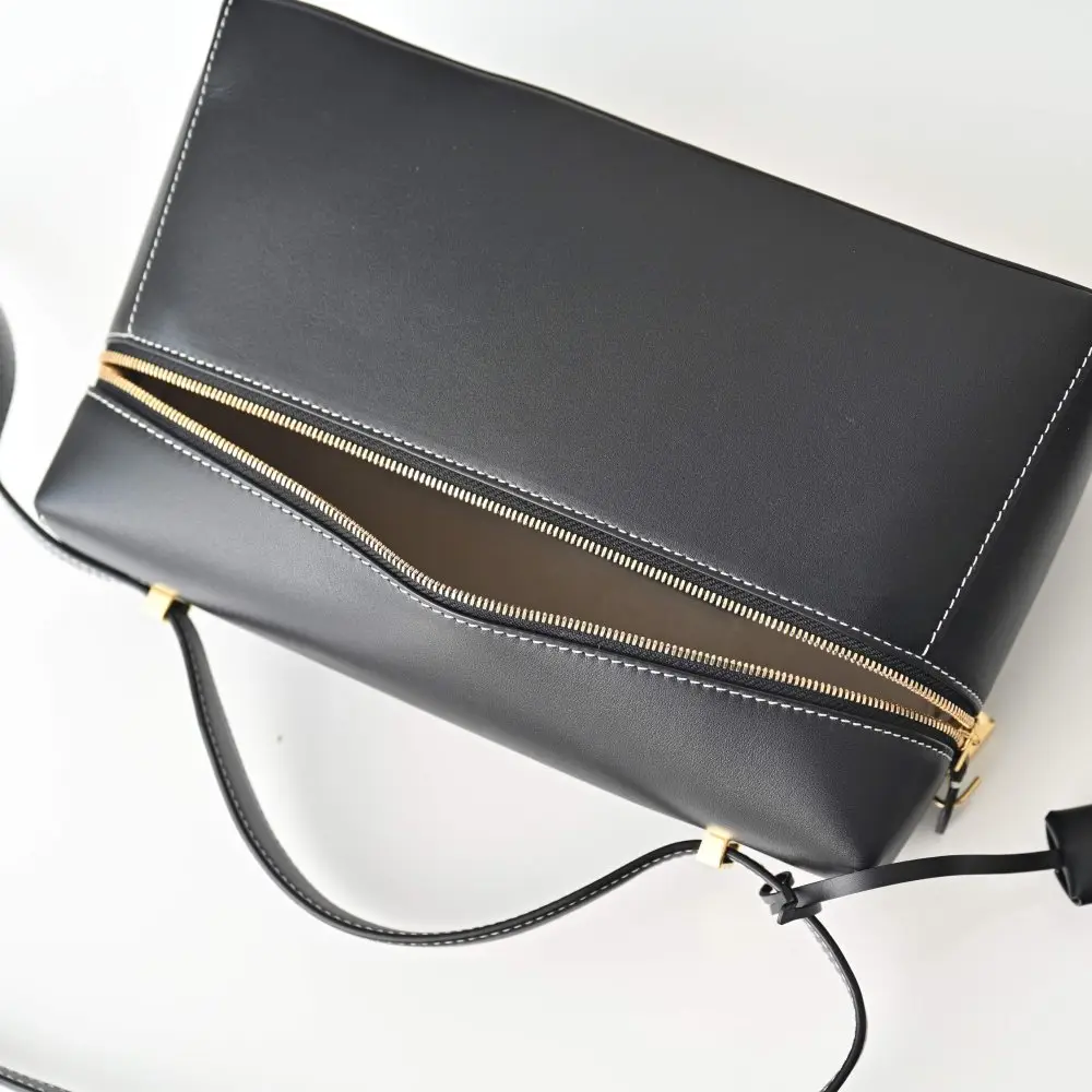 Loro Piana Сумка жіноча Extra Bag L27 — Фото 5