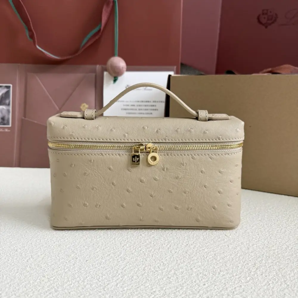 Loro Piana — A bag women's Extra Pocket L19
