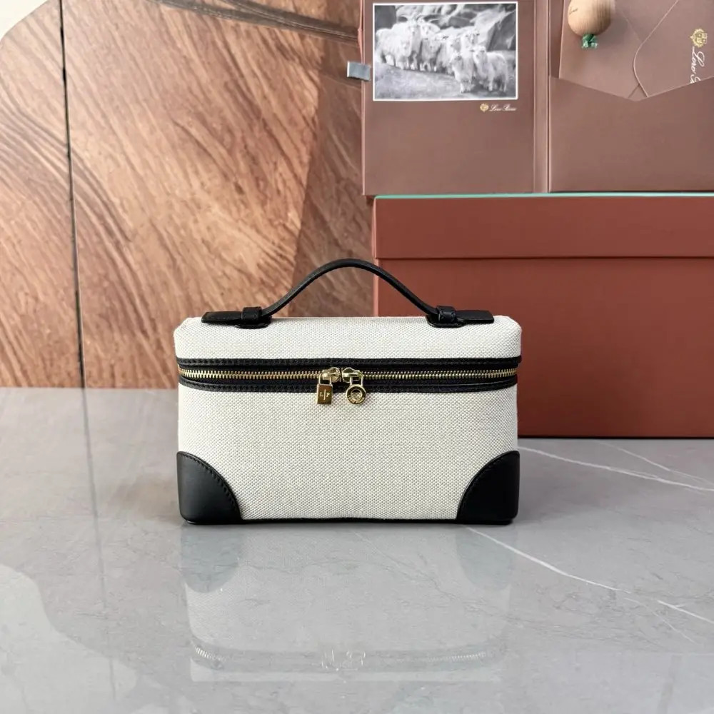 Loro Piana Сумка женская Extra Pocket L19 — Фото 1