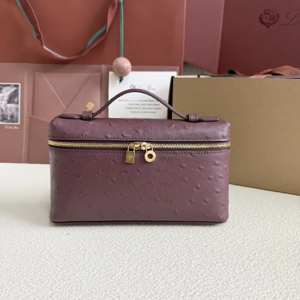 Loro Piana A bag women's Extra Pocket L19 — Photo 1