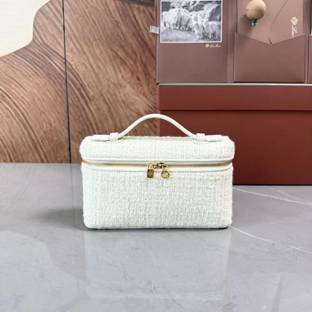 Loro Piana Сумка женская Extra Pocket L19 — Фото 1