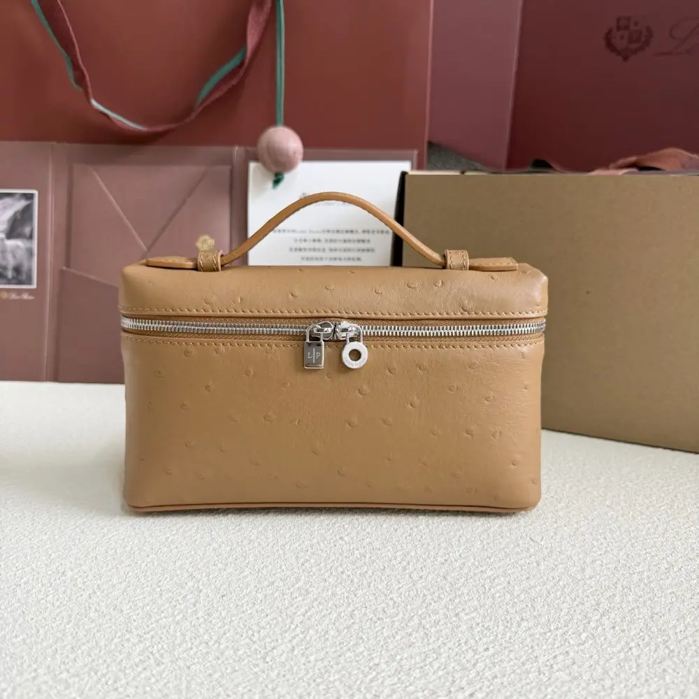 Loro Piana Сумка женская Extra Pocket L19 — Фото 1