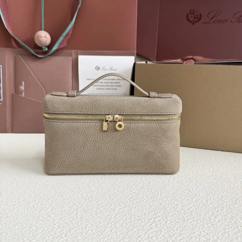 Loro Piana — Сумка женская Extra Pocket L19