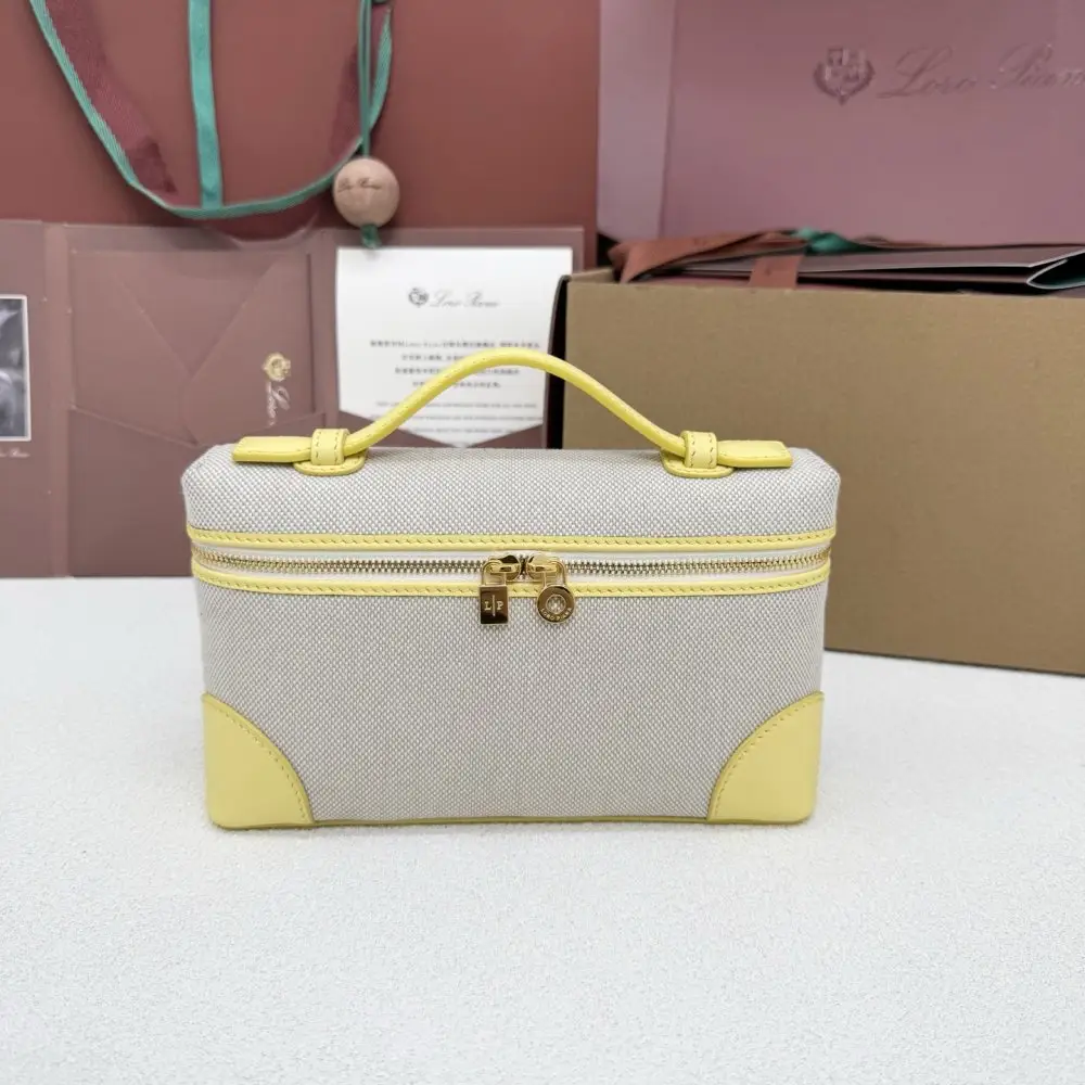 Loro Piana — A bag women's Extra Pocket L19