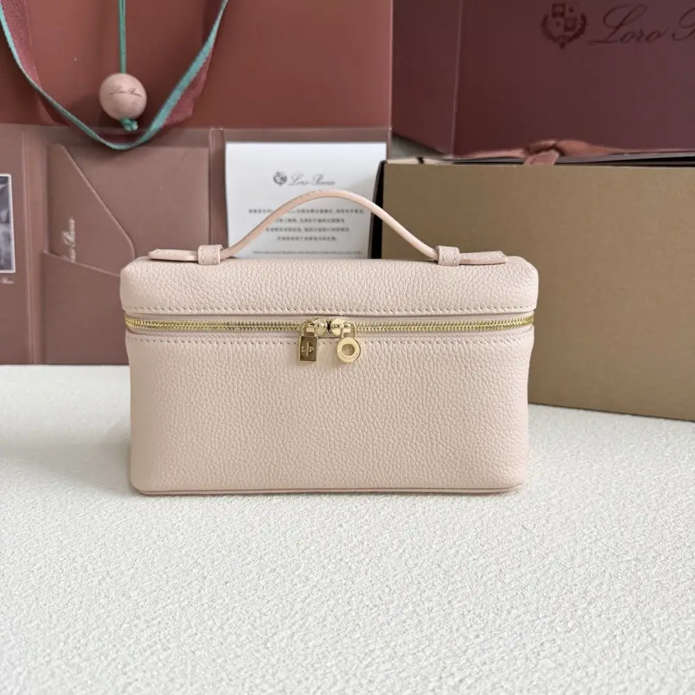 Loro Piana — Сумка женская Extra Pocket L19