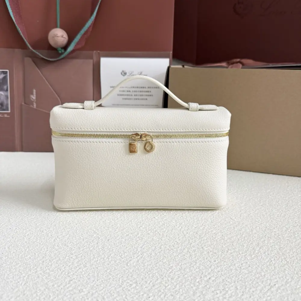 Loro Piana — Сумка женская Extra Pocket L19