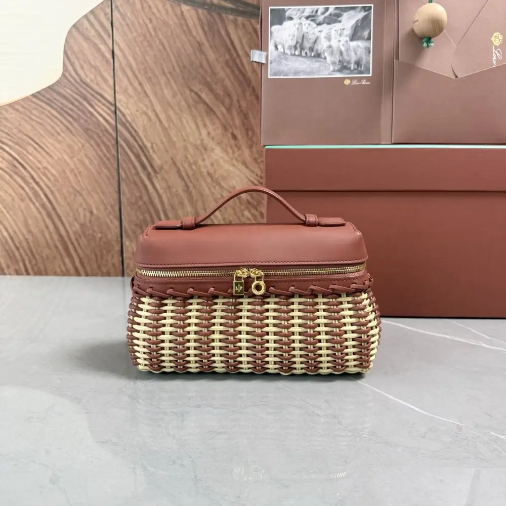 Loro Piana — Сумка женская Extra Pocket L19