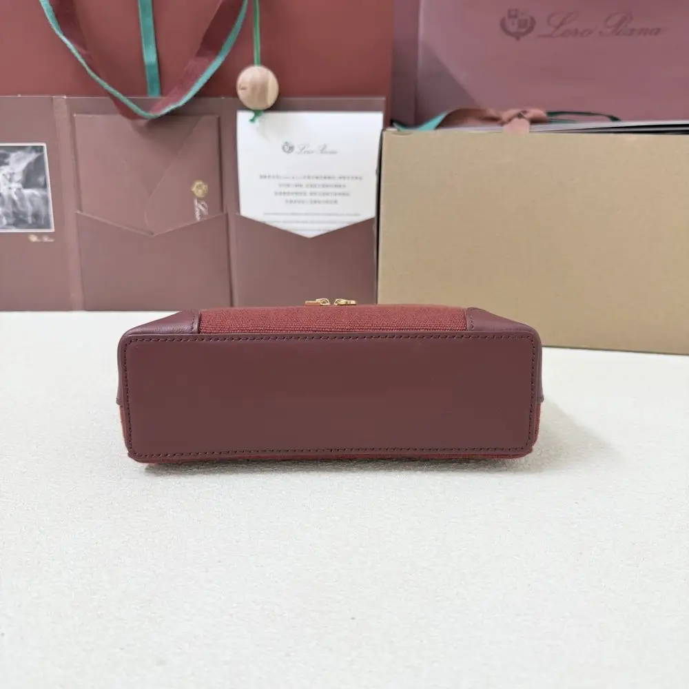 Loro Piana Сумка женская Extra Pocket L19 — Фото 2
