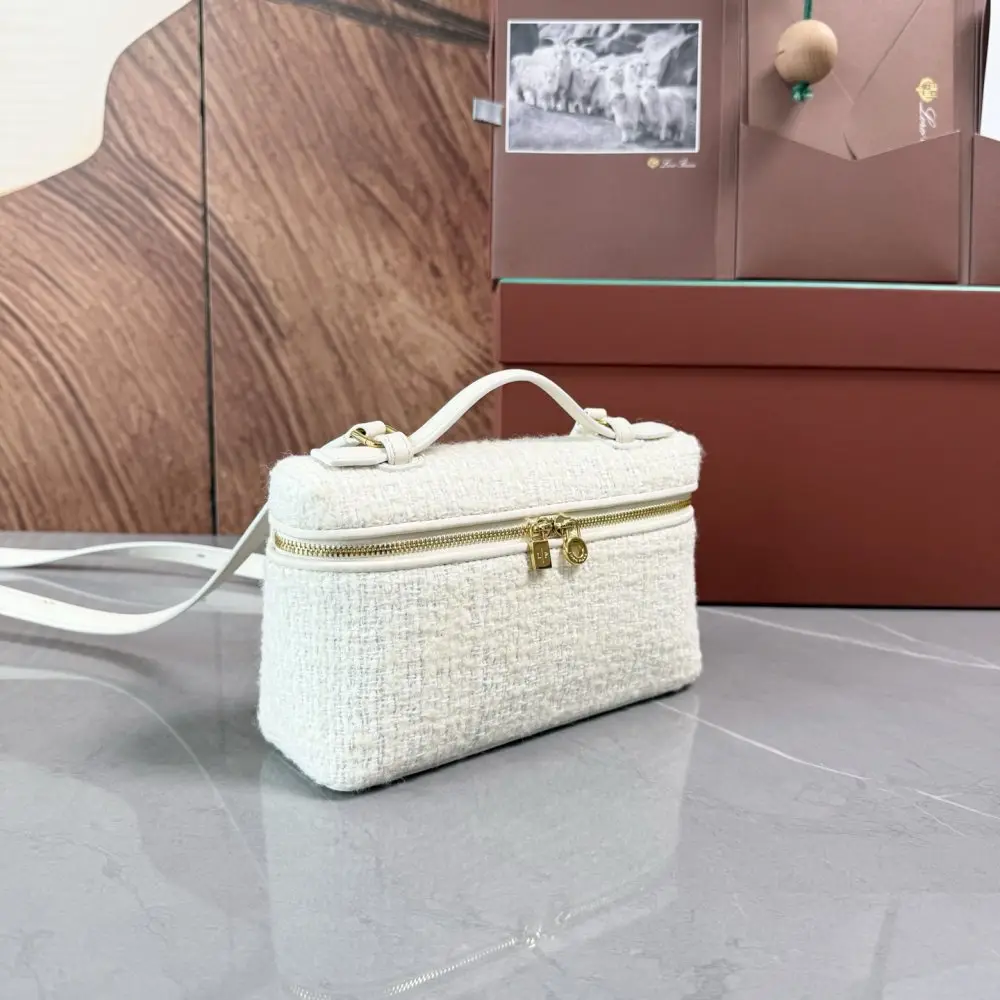 Loro Piana Сумка женская Extra Pocket L19 — Фото 2