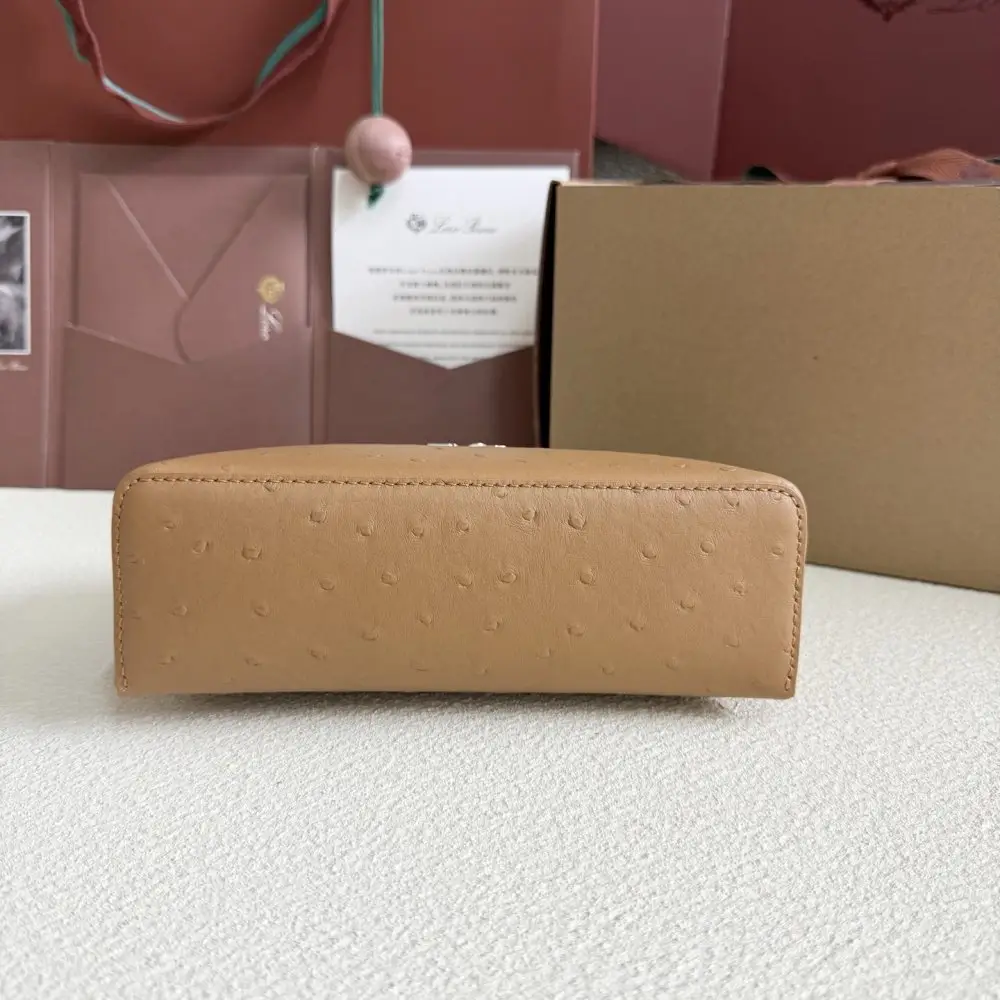 Loro Piana Сумка женская Extra Pocket L19 — Фото 2